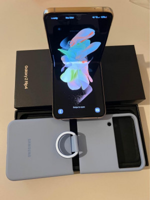 Samsung galaxy z flip4 5g 256gb