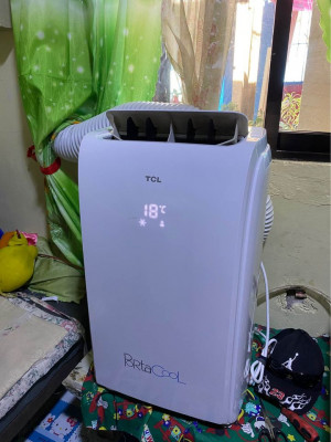 PORTABLE AIRCON TCL