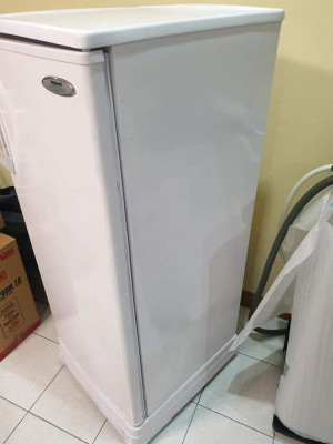 National Refrigerator 6cubic ft