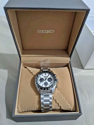 Seiko Panda Chronograph SBDL015