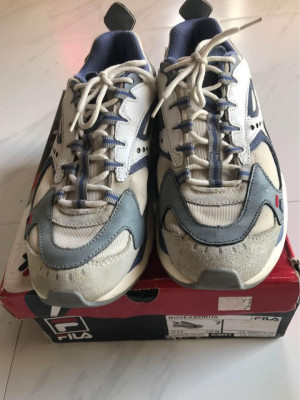 FILA BOVEASORUS SHOES (USED)