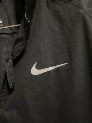 NIKE WINDBREAKER