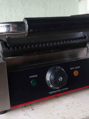 Electric Contact Grill (Panini Grill for shawarma crepe)