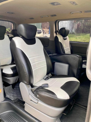 2009 Hyundai grand starex