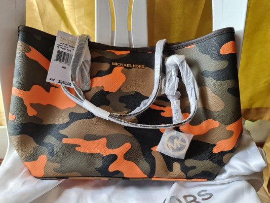 michael kors tote bag