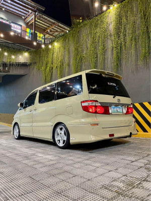 2002 Toyota alphard