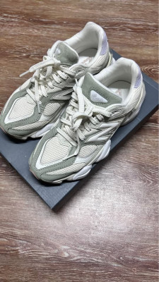 New Balance 9060 US 5 mens