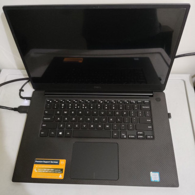 Dell XPS in i7-9750H 16GB RAM 512GB SSD Fingerprint Reader