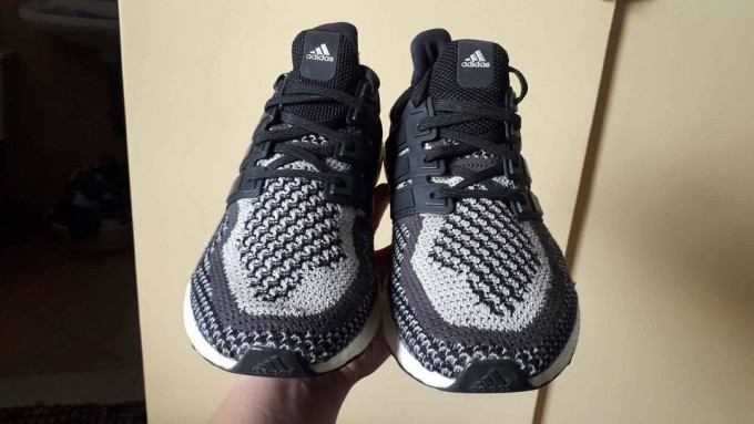 Adidas ultraboost continental