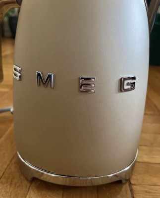 SMEG KETTLE 1.7L