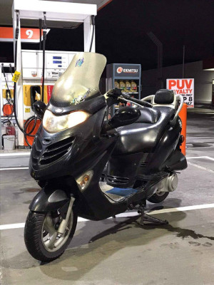 2010 Kymco grand dink 250