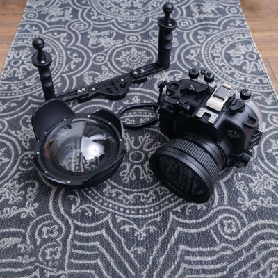 Fujifilm X-T2 + Viltrox 23mm + Underwater camera