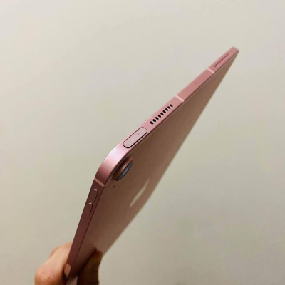 iPad Air 4 with Sim Slot