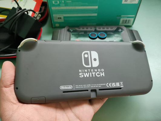 Nintendo Switch Lite