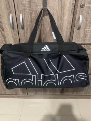 ADIDAS BIG LOGO DUFFEL BAG