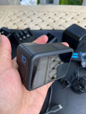 GO PRO HERO 10 . WITH FULL PACKAGE INCLUSION