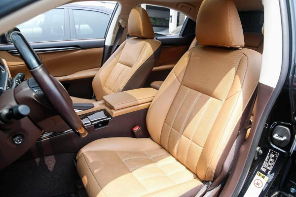 2016 Lexus es350