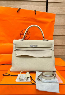 AUTHENTIC HERMES KELLY35!!!