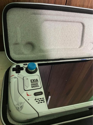 Steamdeck 512gb almost new for sale