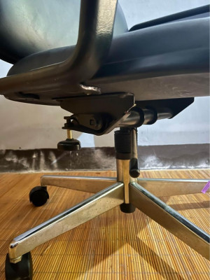 Kokuyo Vintage Desk Chair