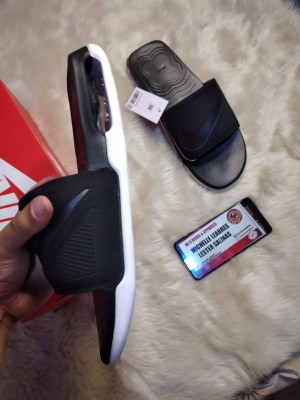 NIKE AIRMAX CIRRO SLIDES