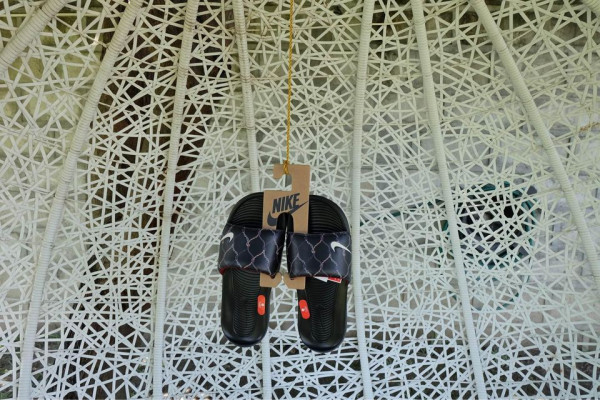 Nike Victori One Printed Slides