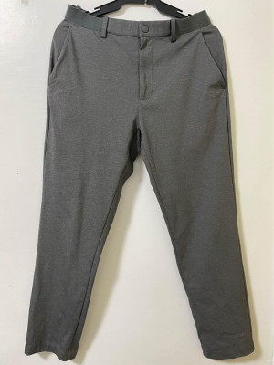Uniqlo Smart Ankle pants