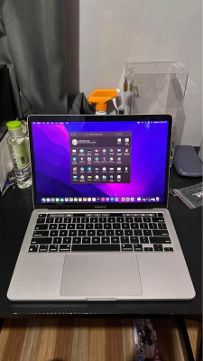 Macbook pro 13inch m1 touch bar