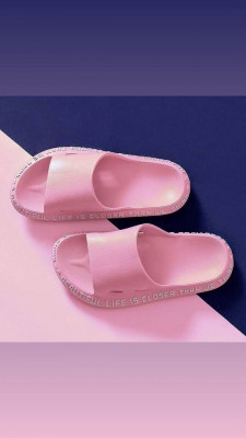 OUTDOOR SLIPPERS FOR MEN AND WOMEN