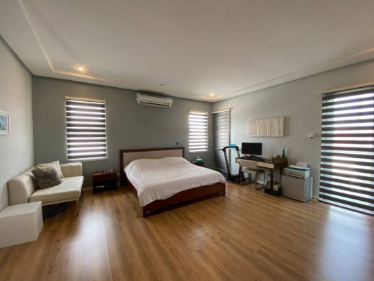 Astonishing Clean House and Lot For Sale in BF Homes, Parañaque