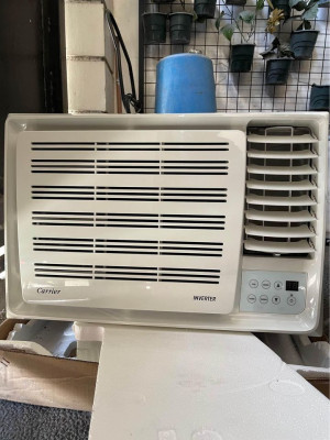Carrier aircon 1.5 inverter