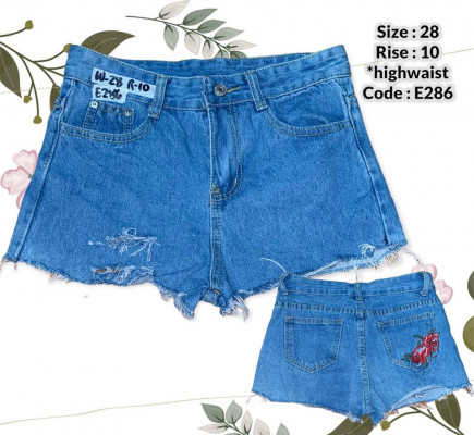 Denim Shorts Women Preloved/Thrifted Size 28. Other size