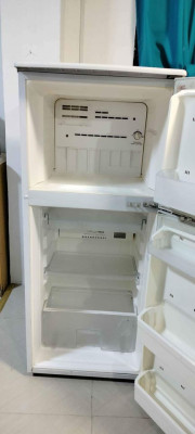 6.8CUBIC SHARP NO-FROST REFRIGERATOR 2DOORS