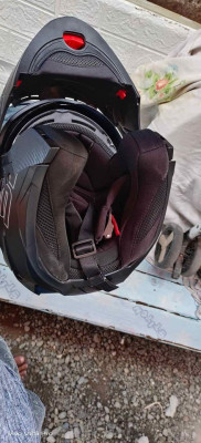 SEC REVOLT V2 MEDIUM