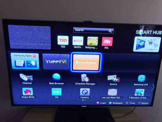 Samsung 55" Smart TV