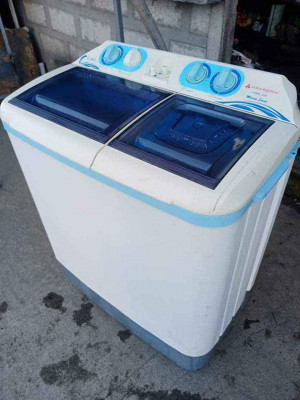 Twin Tub Washing Machine