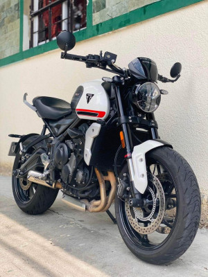 2022 Triumph trident