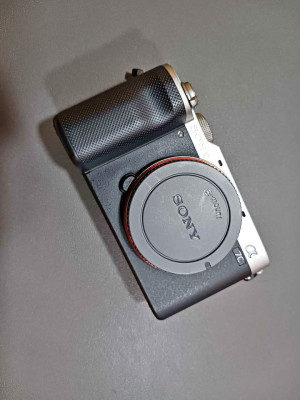 Sony A7C