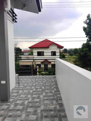 2-Storey House and Lot With 5 Bedrooms Near NLEX & Ayala Marquee Mall