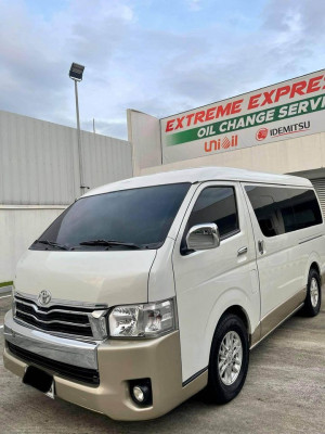 2015 Toyota super grandia