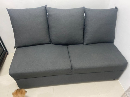 Uratex Sofa