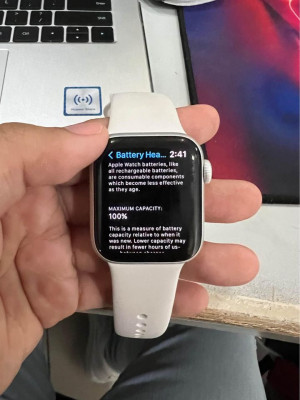 Apple Watch Series 4 (Nike) 40mm