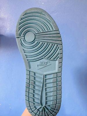 Air Jordan 1 Mid “UNC” Blue-Sail