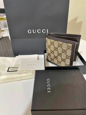GG- bifold wallet