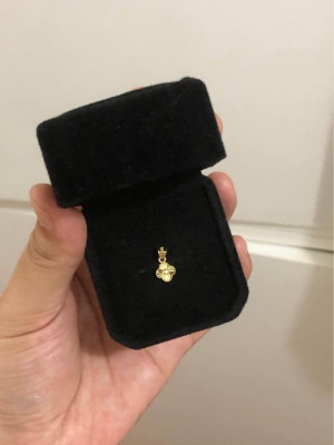 VCA INSPIRED GOLD RING AND PENDANT