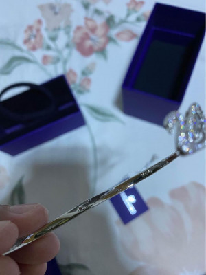 Swarovski Dancing Swan Bangle