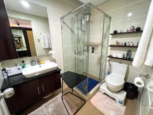 For Sale 3 Bedroom New Manila Townhouse