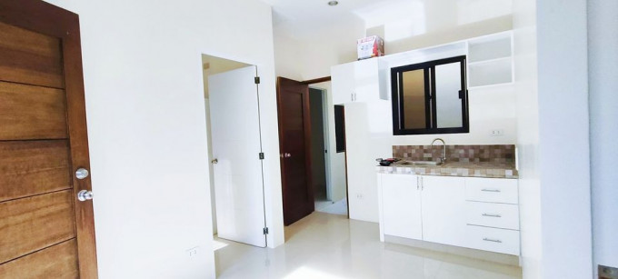 HOUSE AND 3 APARTMENTS FOR SALE