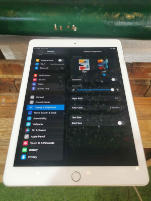 IPAD 6TH GEN 128GB WIFI ONLY