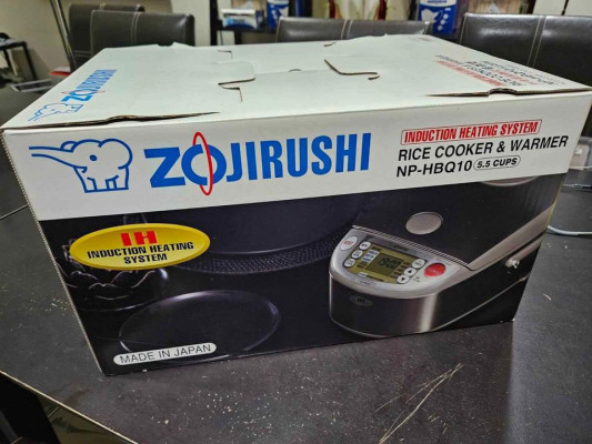 ZOJIRUSHI COOKER AND WARMER
